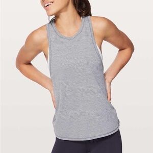 Lululemon Squad Goals Tank, Fits Size 6/8
